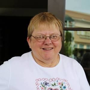 Meet your Posher, Julie